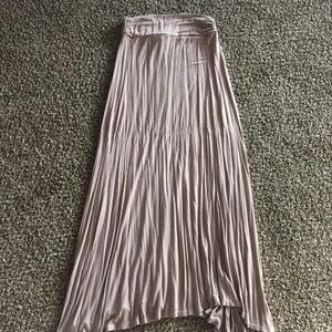 Long stretchy skirt